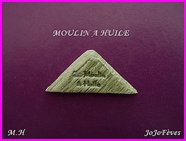 MOULIN-A-HUILE-TRIANGLE.jpg